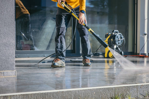 Best Sidewalk Pressure Washing  in Mechanicstown, NY