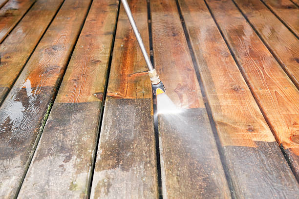 Best Garage Pressure Washing  in Mechanicstown, NY